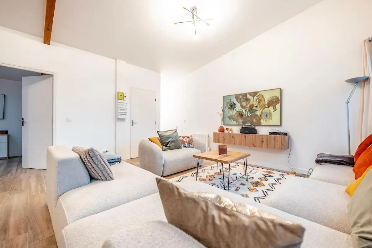 Apartment Serenity House, Parking, Near Metro 7 Villejuif